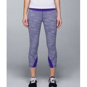 Lululemon Run Women’s Inspire Crop II All Luxtreme Leggings Bruised Berry Size 4